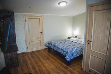 Alina Hotel & Hostel