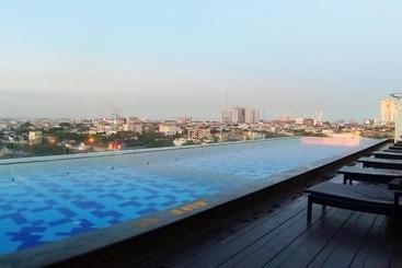 هتل Swiss Belinn Gajah Mada Medan