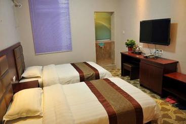 هتل Xianyang Airport Changle Business Inn