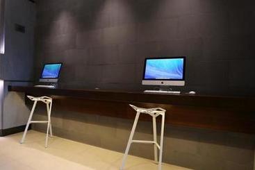 هتل Starway Yuyao Wanda Plaza