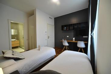 تختخواب و صبحانه Lainez Rooms & Suites