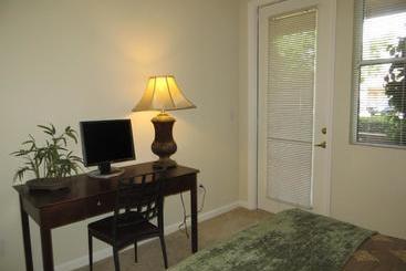 هتل Sacramento Guest Services
