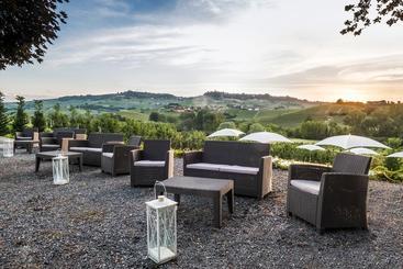 צימר Villa Gremì   Castiglione Falletto