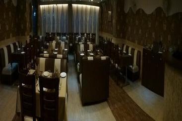 هتل Shivam Inn
