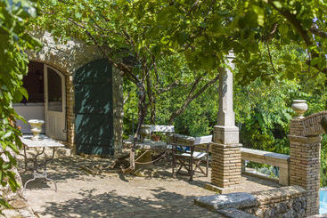 Agrili Cultural Heritage Villa