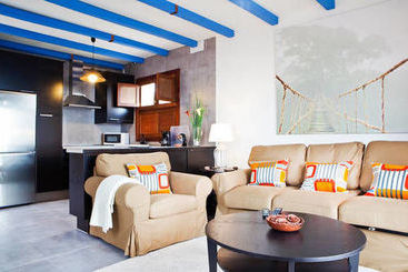 Casa Erques I Y Ii