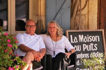 تختخواب و صبحانه La Maison Au Puits