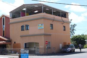 Aamiaismajoitus (B&B) Sm Lodge Mauritius