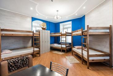 هتل Barnaul Hostel