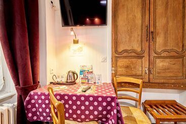 هتل Saint Etienne