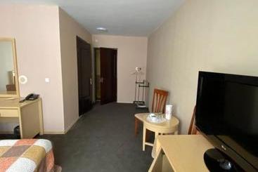 هتل Horizont
