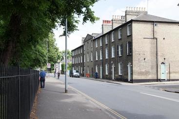 Cambridge City Apartments