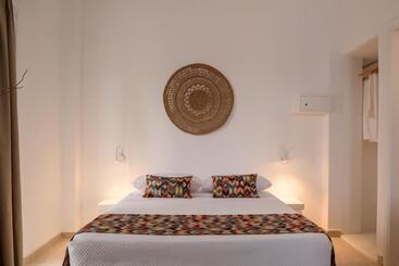 هتل Perissa El Mar Rooms