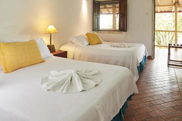 استراحتگاه Hacienda Combia