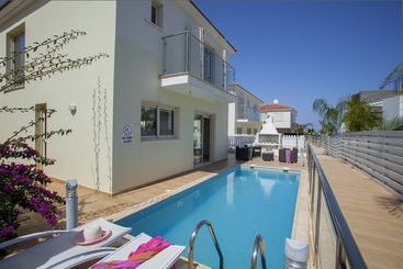 Athina Villa 8