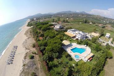 هتل Golden Beach