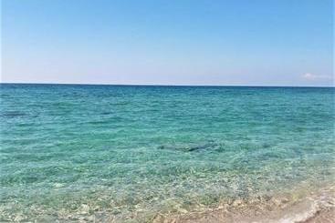 هتل Golden Beach