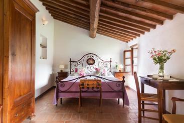 تختخواب و صبحانه Borgo Gallinaio
