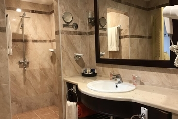 Hotel E La Calesa
