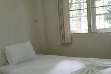 Petch Rim Tan Resort