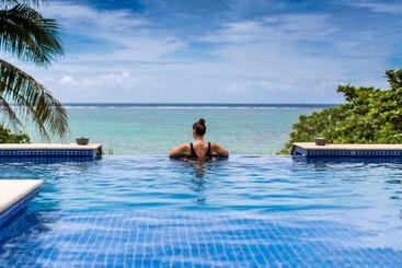 هتل The View Fiji