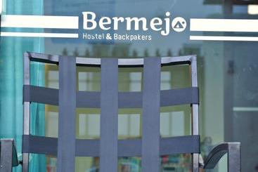 Bermejo Hostel & Backpackers