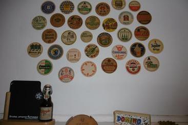 Hostel La Casa De Tounens