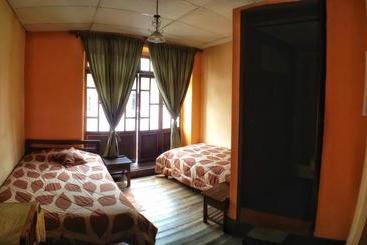 هتل La Posada Colonial