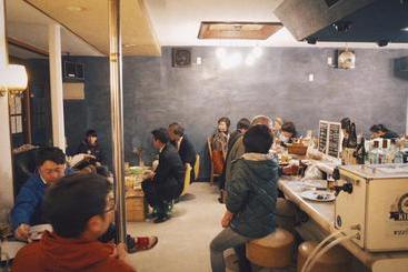 هاستل Book & Guesthouse Hitotomaru