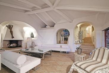 تختخواب و صبحانه Villa Anna