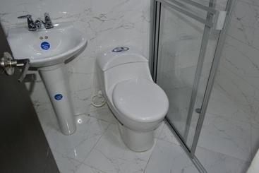 هتل Punto Dos Suites