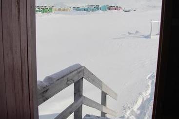 Inuk Hostels