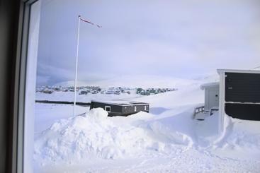 Inuk Hostels