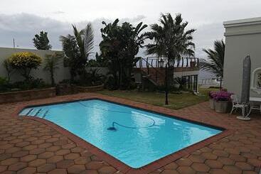 Ocean Hideaway Bed And Breakfast