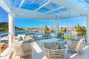 استراحتگاه Harbor Club St Lucia, Curio Collection By Hilton
