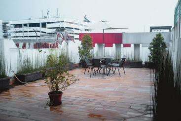 هتل Reddoorz Plus Near Palembang Indah Mall