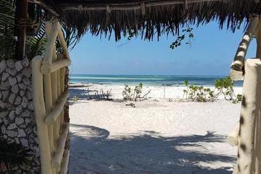 تختخواب و صبحانه Villa Kipara Beach
