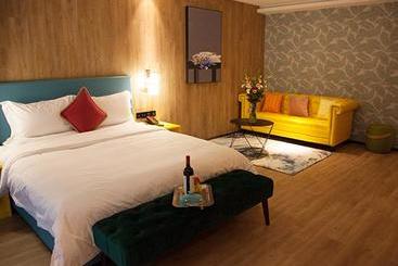 هتل Yantai Huarui Danfeng Holiday