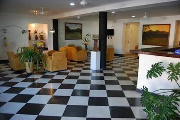 هتل Paraíso Colonial