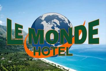 Le Monde 1