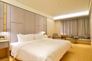 Ji Hotel Qiqihar Emancipation Door