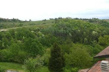 تختخواب و صبحانه Casa Fiorita