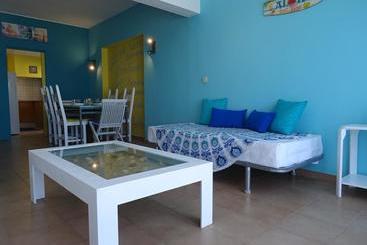 Faro Beach Life Hostel