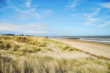 هتل Coast Rosslare Strand