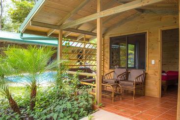 مبيت وإفطار Forest Lodge