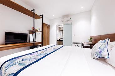 هتل Essenza  & Spa
