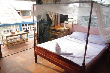 Ganesha Hostel