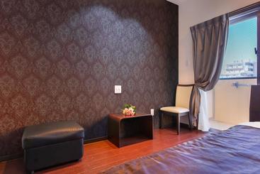 هتل Luana Uakoko Resort 旧 Emifull Resort