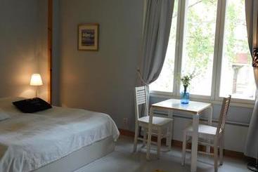 Boutique Hotel Tavis, Check In Olavinkatu 8