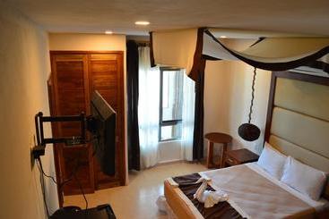 هتل Villas Valentina